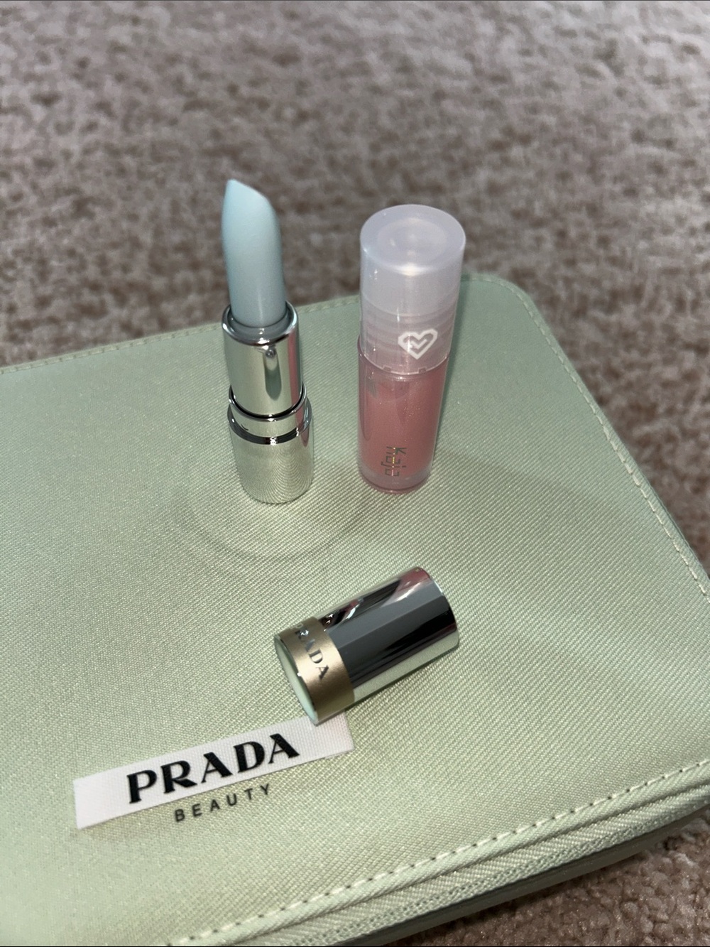 Prada lip blushing care balm - Picture 1 of 17